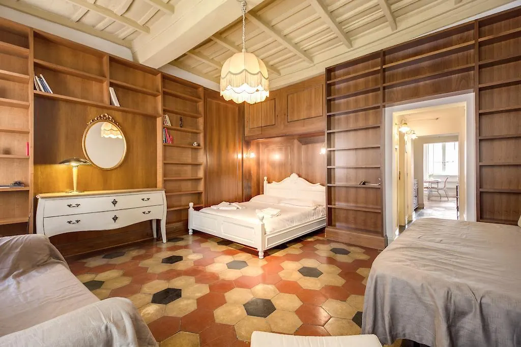 Apartment Ground Floor Trastevere Rome