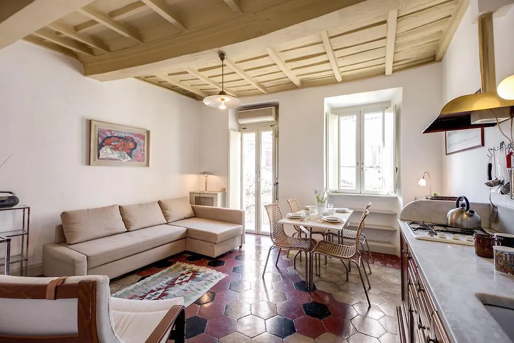 Apartment Ground Floor Trastevere Rome